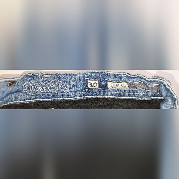 Miss Me Light Wash Cuffed Capri JE5831P5 Jeans Pre-owned - Picture 3 of 16